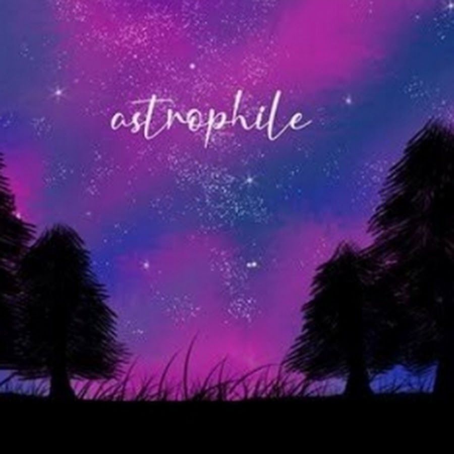 900x900 ASTROPHILE☄️