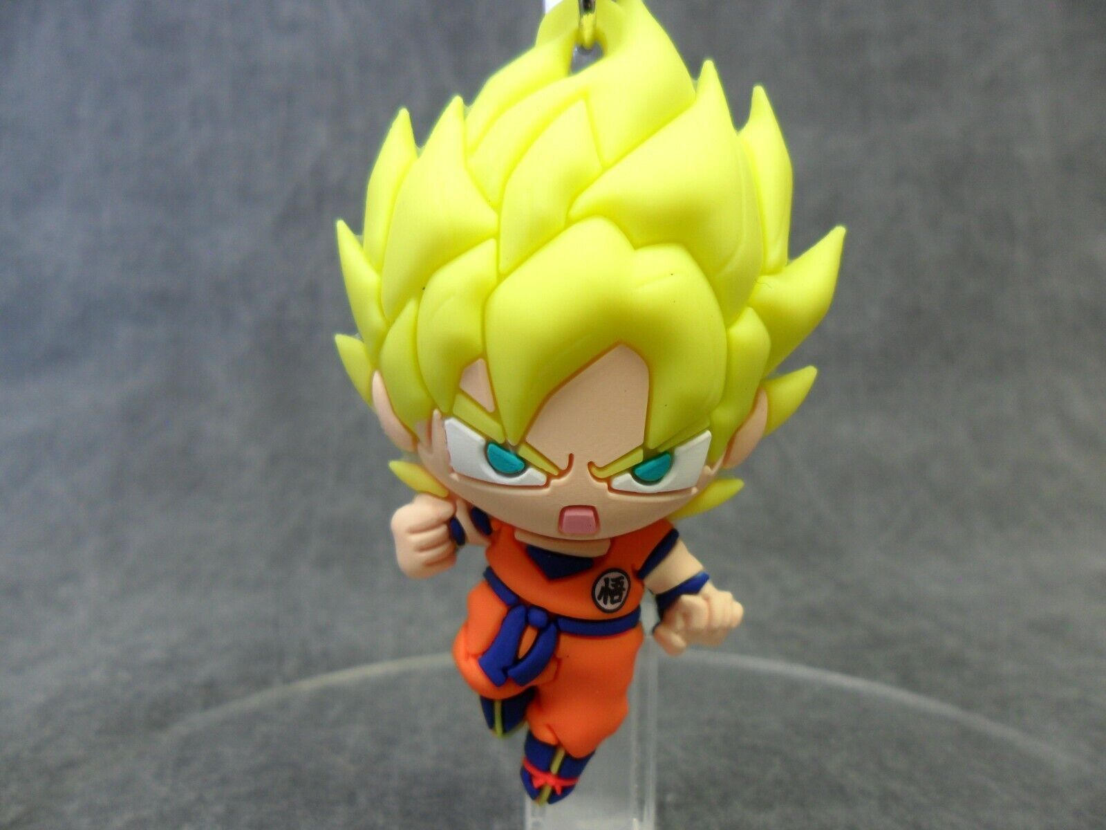 1600x1200 Dragon Ball Z NEW * Super Saiyan Goku Clip * Blind Bag Series 3 Key Monogram