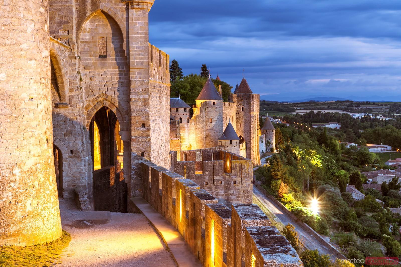 1600x1067 Walls and towers of the old town at dusk, Carcassonne, France. Royalty Free Image