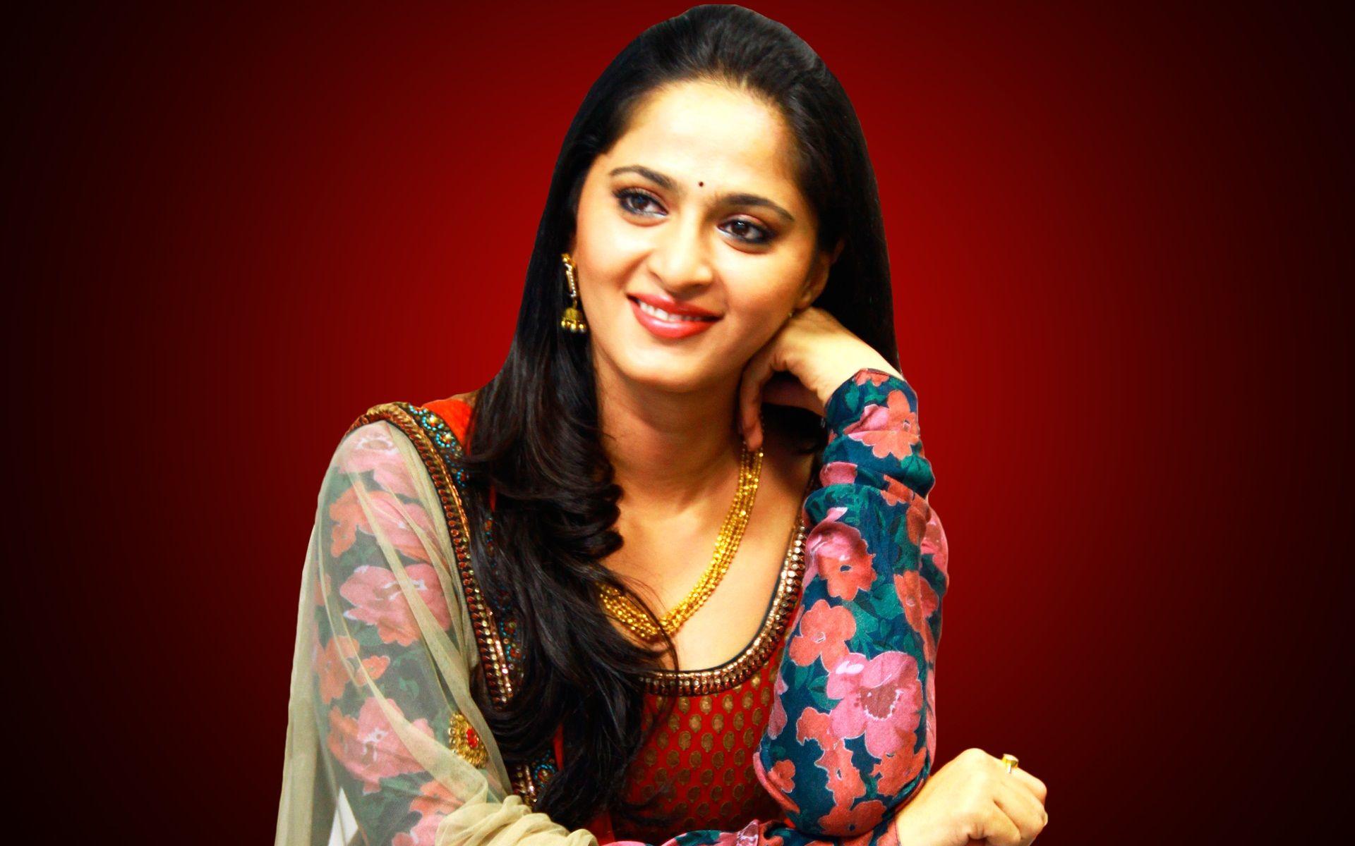 1920x1200 Anushka Shetty Actress Desktop Wallpaper 18478