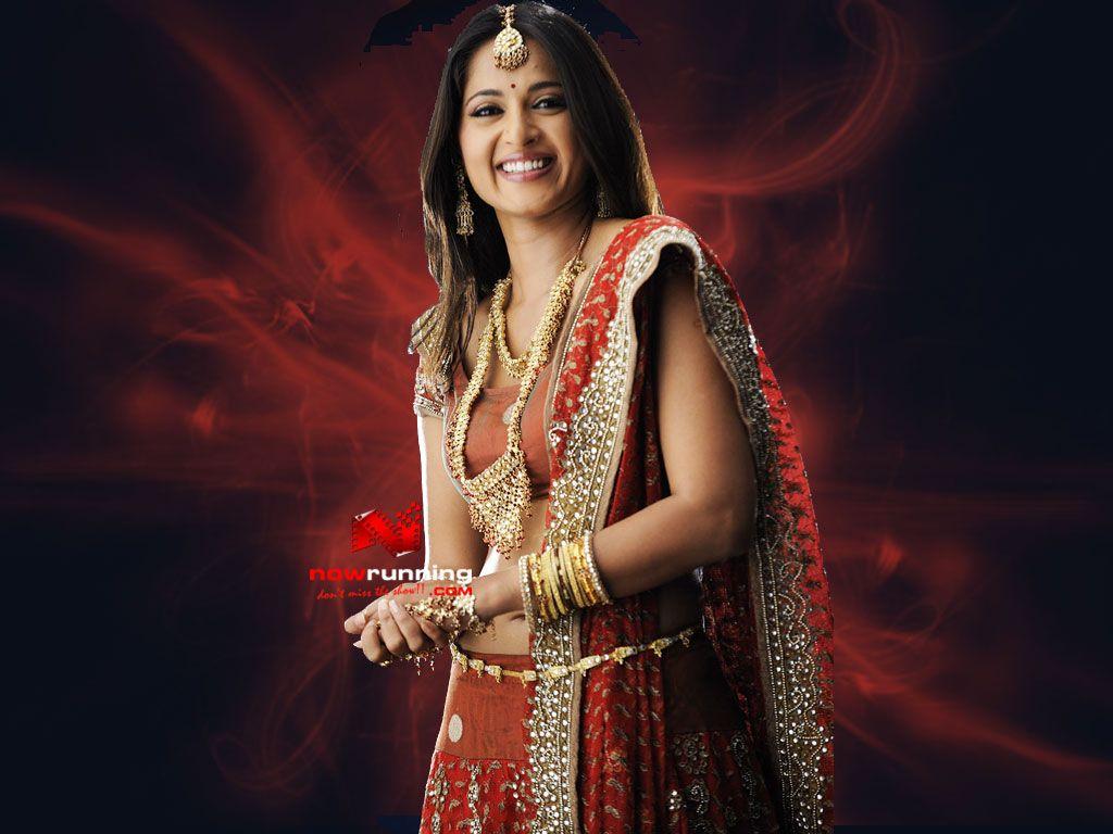 1024x768 Anushka Shetty Wallpaper