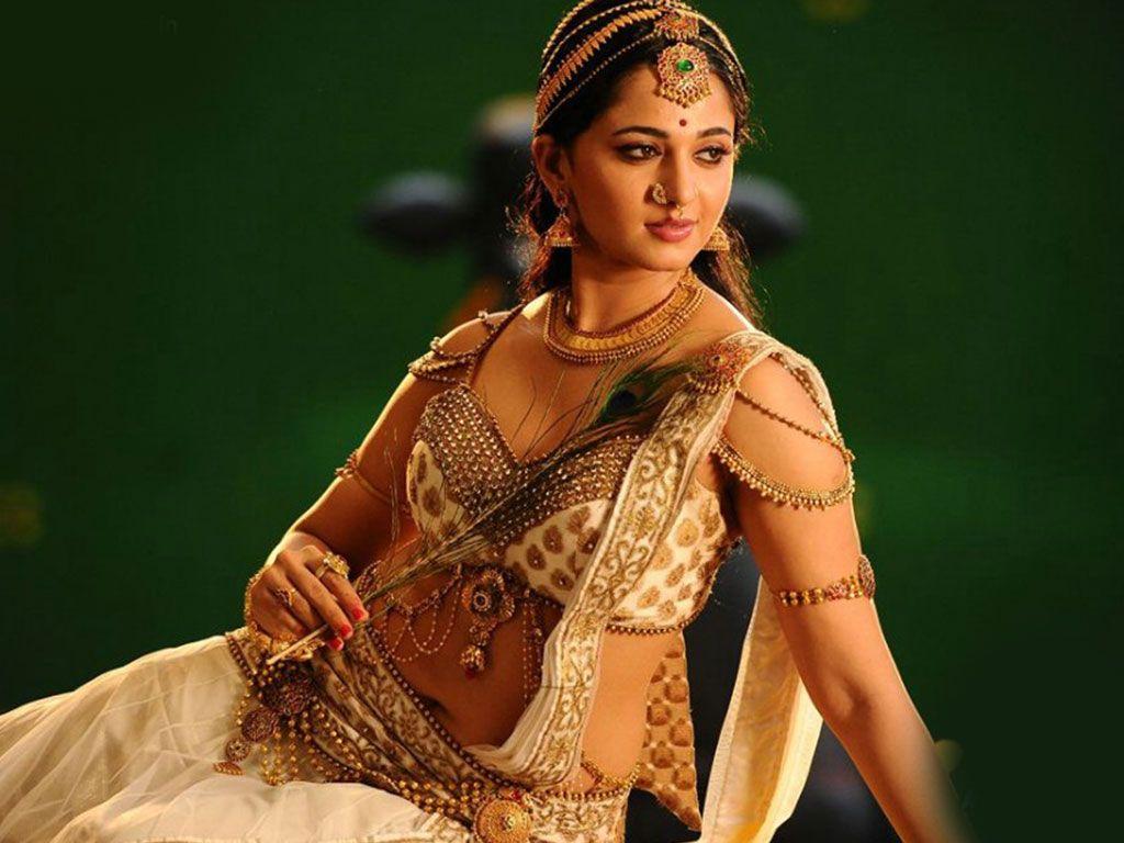 1024x768 Latest Anushka Shetty Hot HD Image Wallpaper Gallery HD 1024x768