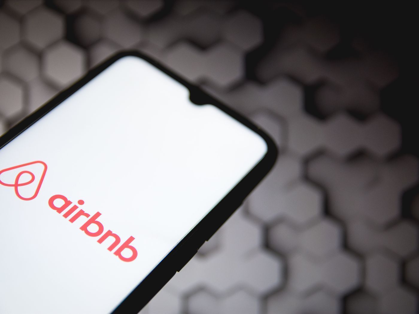 1400x1050 Is booking Airbnbs a good way to help Ukrainians in the war with Russia?