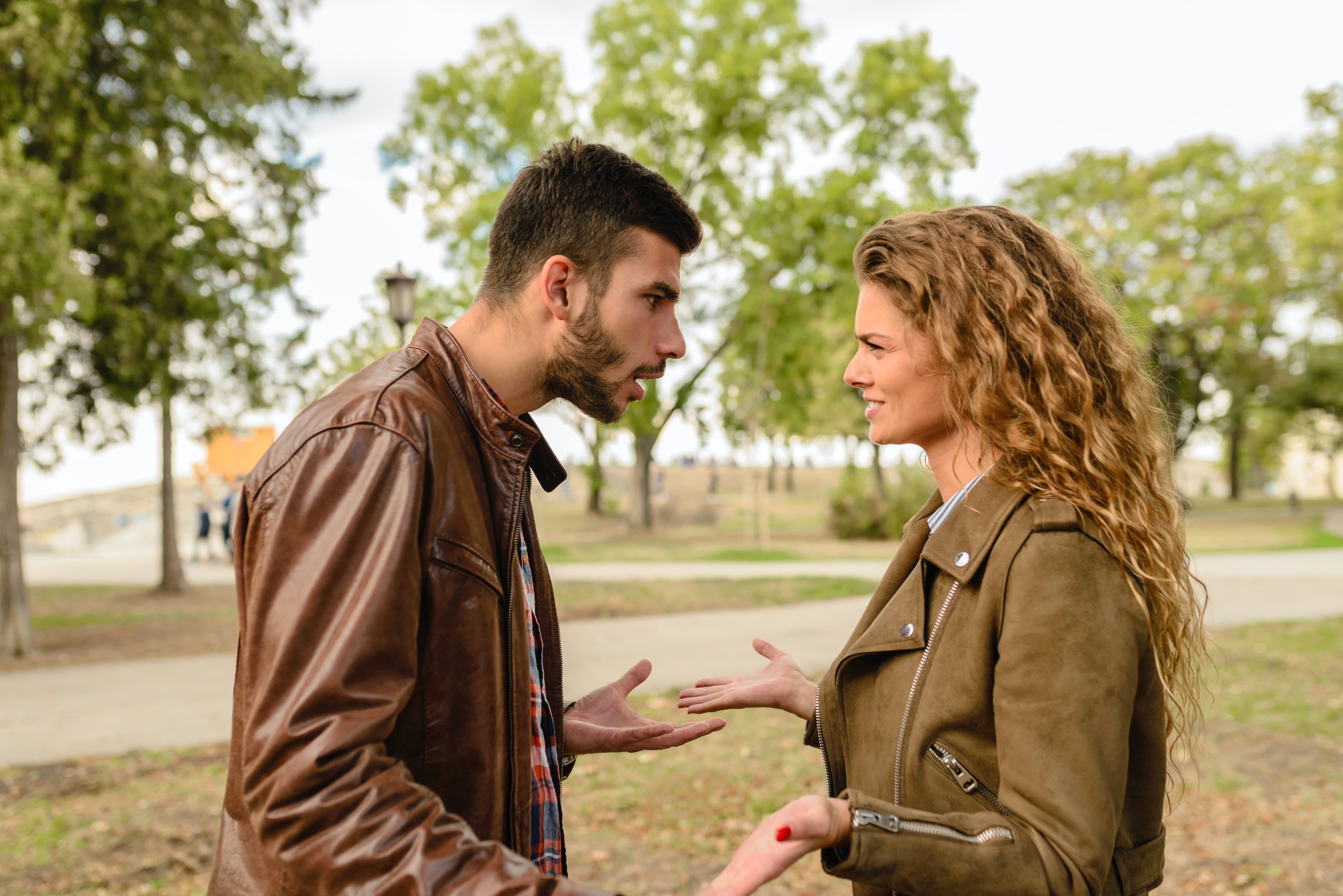 6016x4016 Argument Photo, Download The BEST Free Argument & HD Image