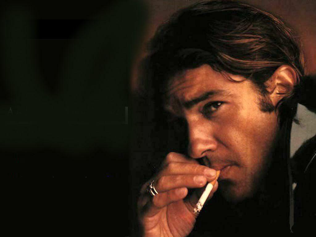 1024x768 Antonio Banderas Wallpaper HD #J279T9Y