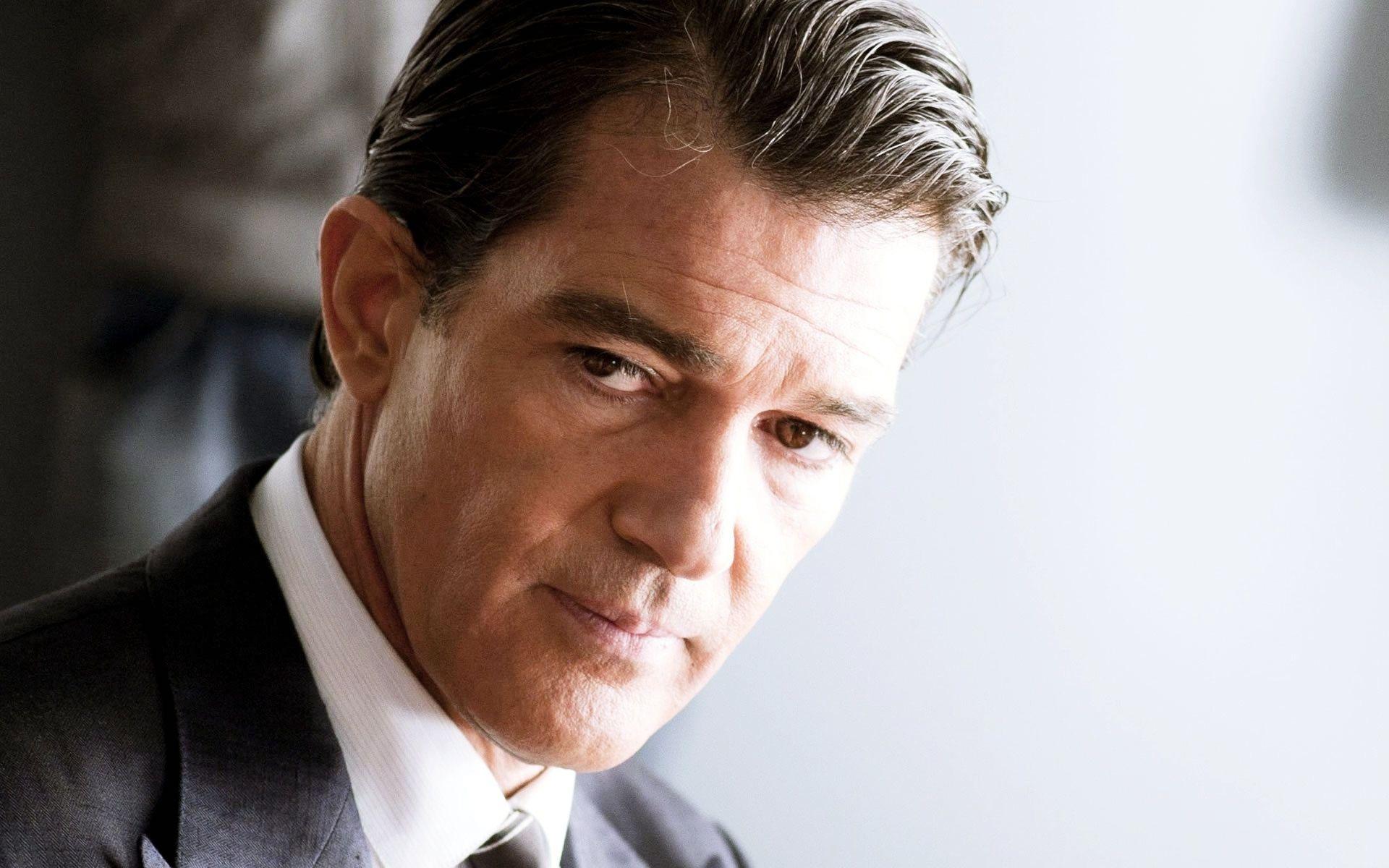 1920x1200 Antonio Banderas HD Wallpaper. Georgous and elegant men!! throught