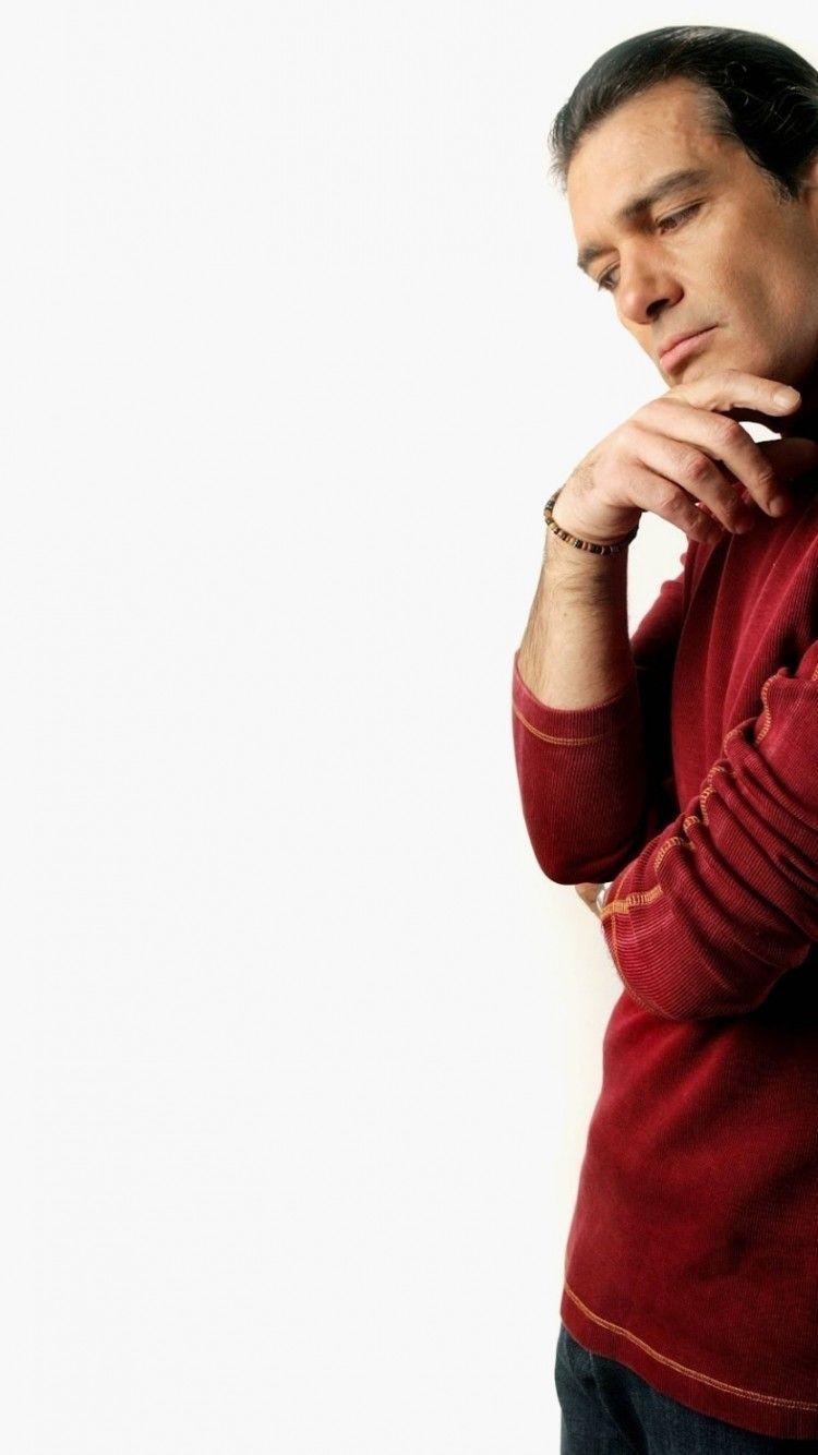 750x1334 Download 750x1334 Antonio Banderas, Actor Wallpaper for iPhone 7