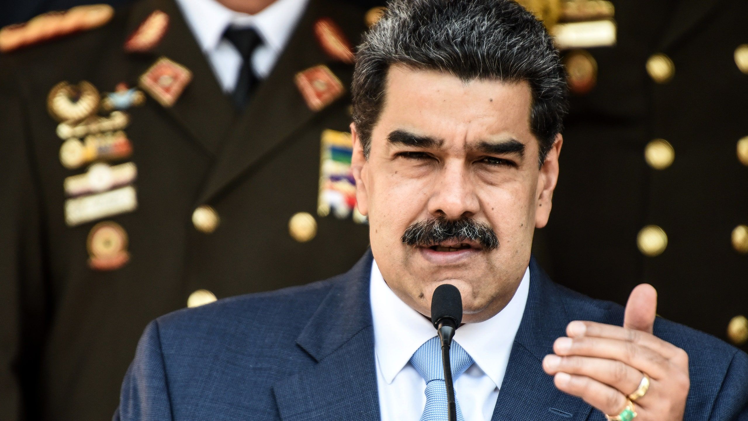 2560x1440 Venezuela President Urges Legalization Of Same Sex Marriage After Pope's Comments