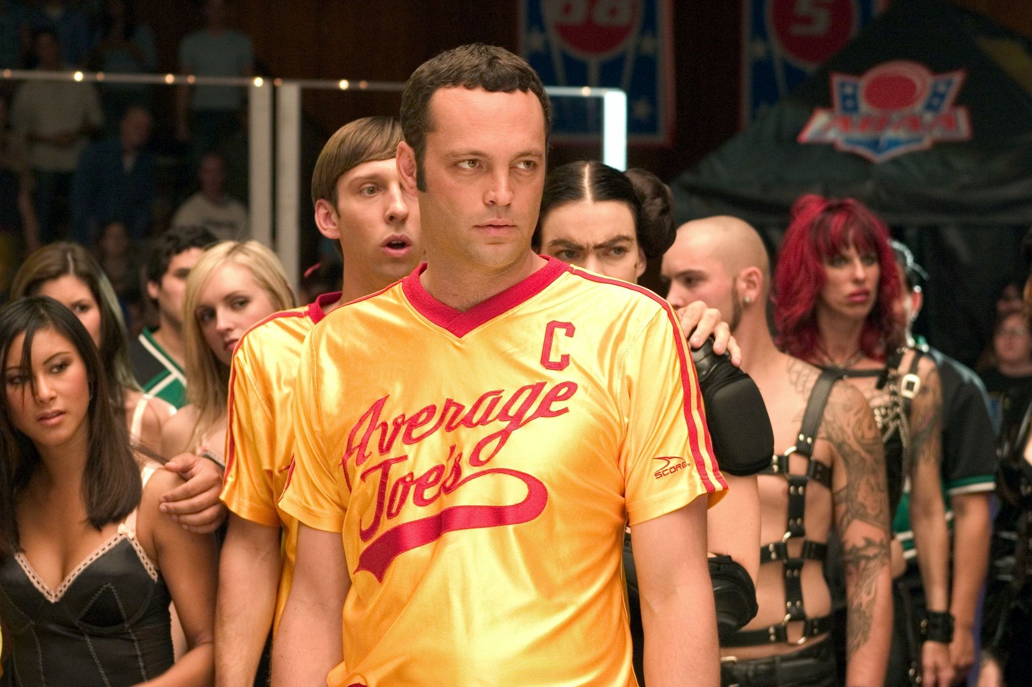 2048x1363 Dodgeball: A True Underdog Story (2004)