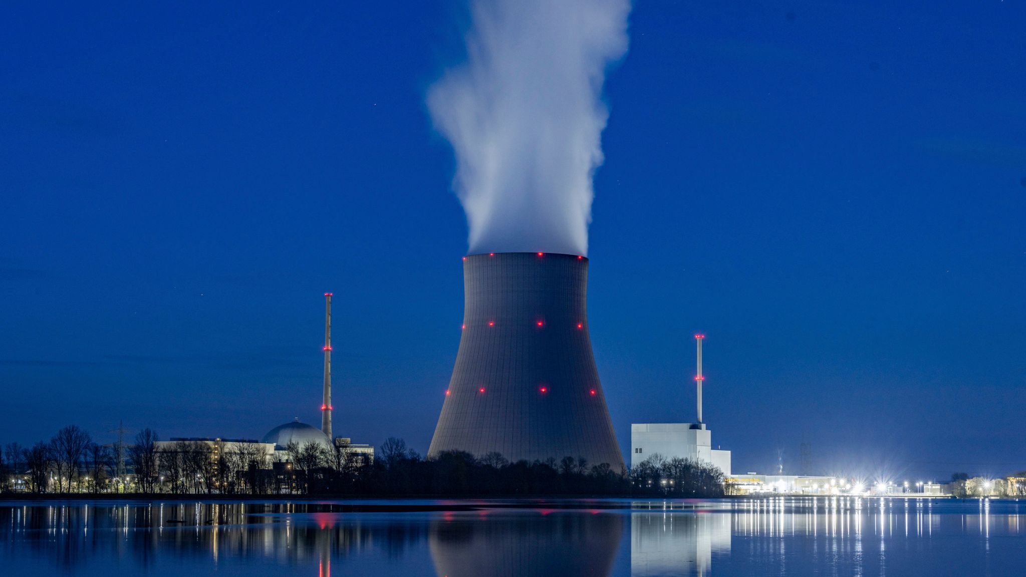 2048x1152 Germany closing its nuclear power plants for good this week
