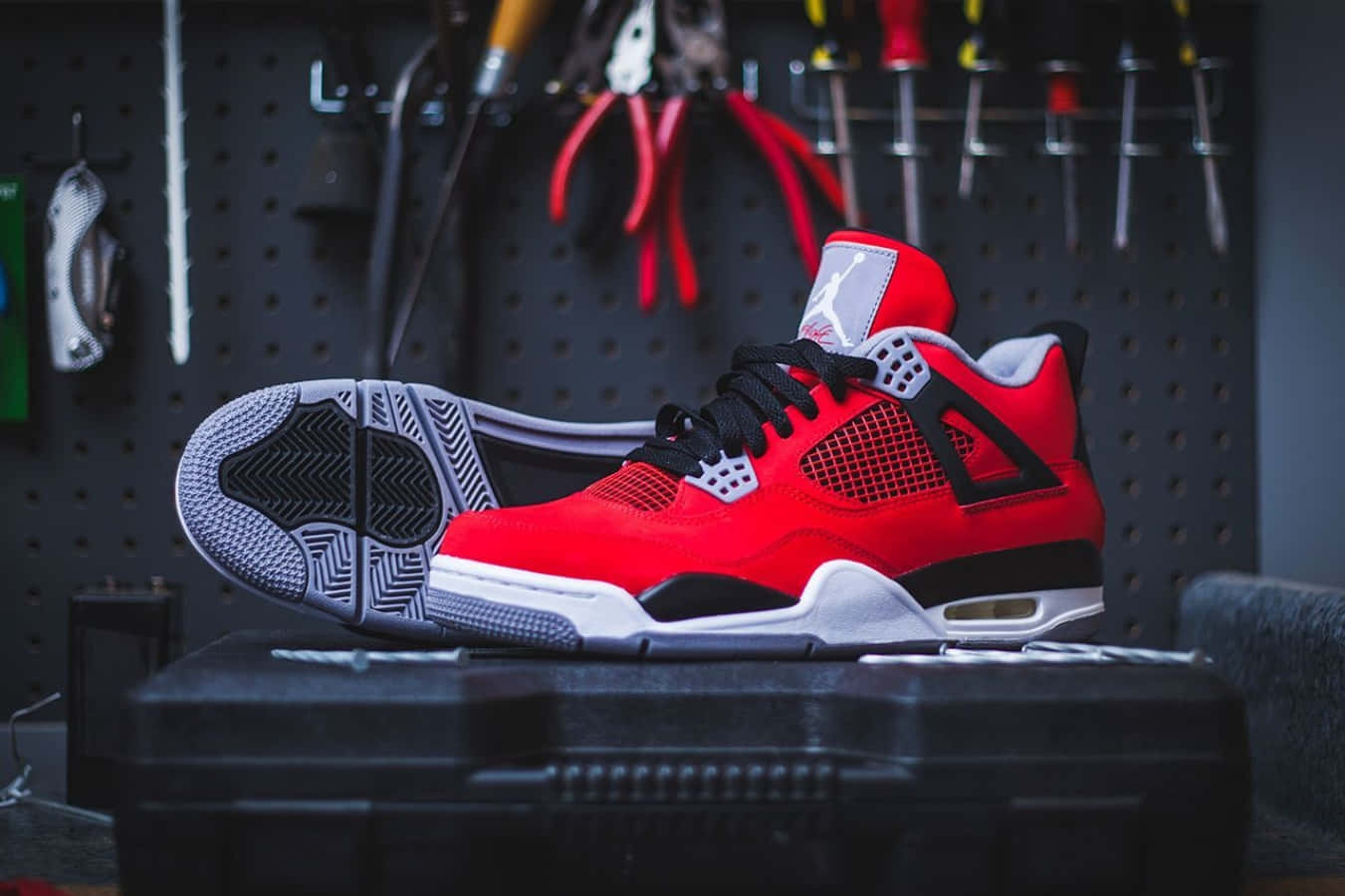 1351x900 Download Air Jordan 4 Nike Retro Fire Red Wallpaper