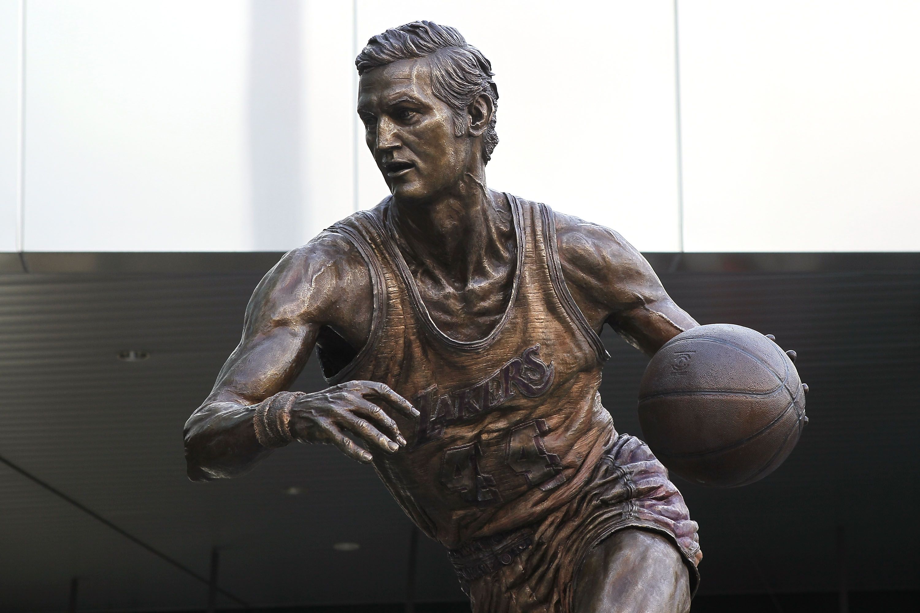3000x2000 Jerry West ranked as player in NBA History