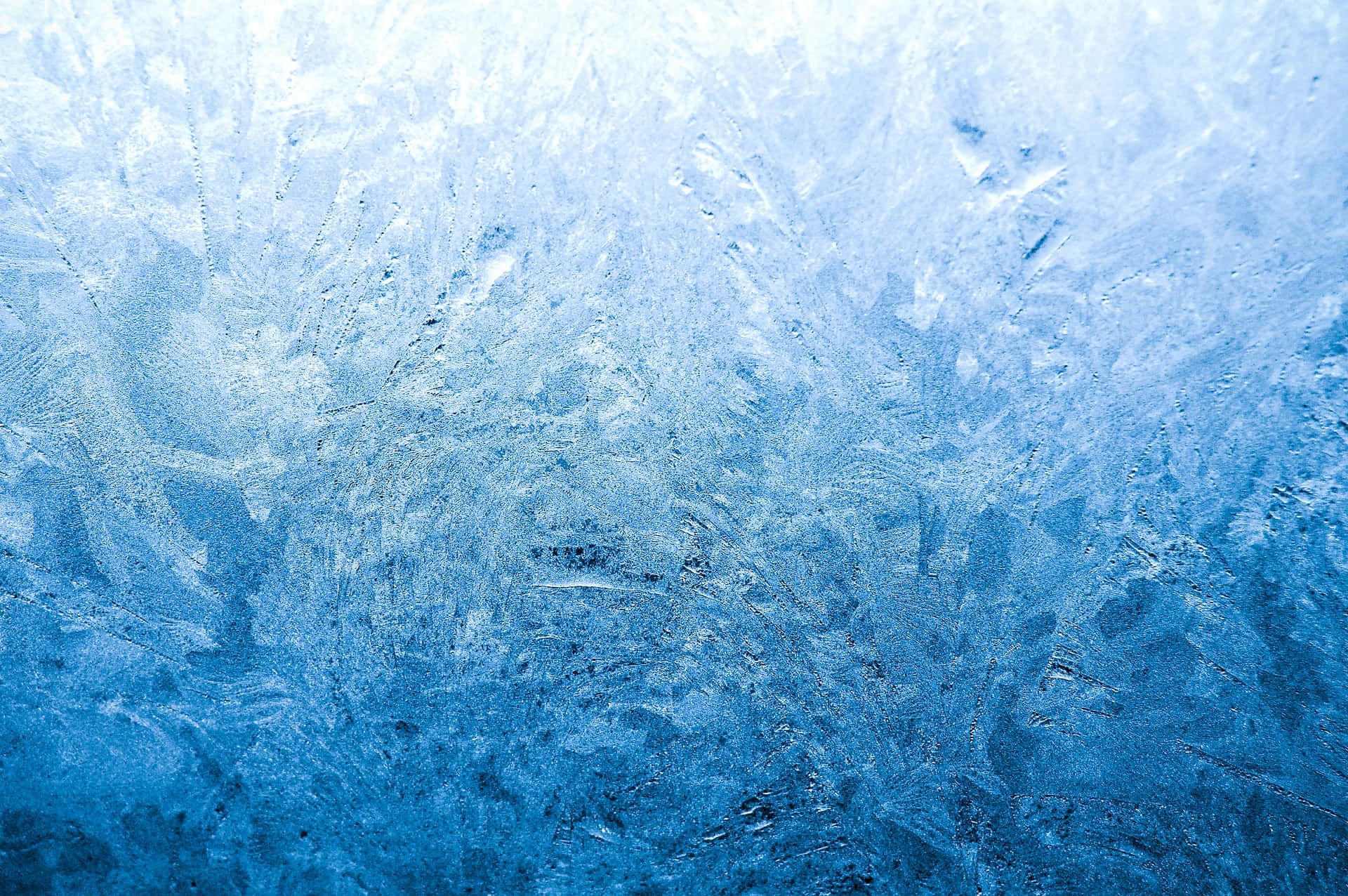 1920x1276 Download An ethereal view of blue skies and frozen Ice