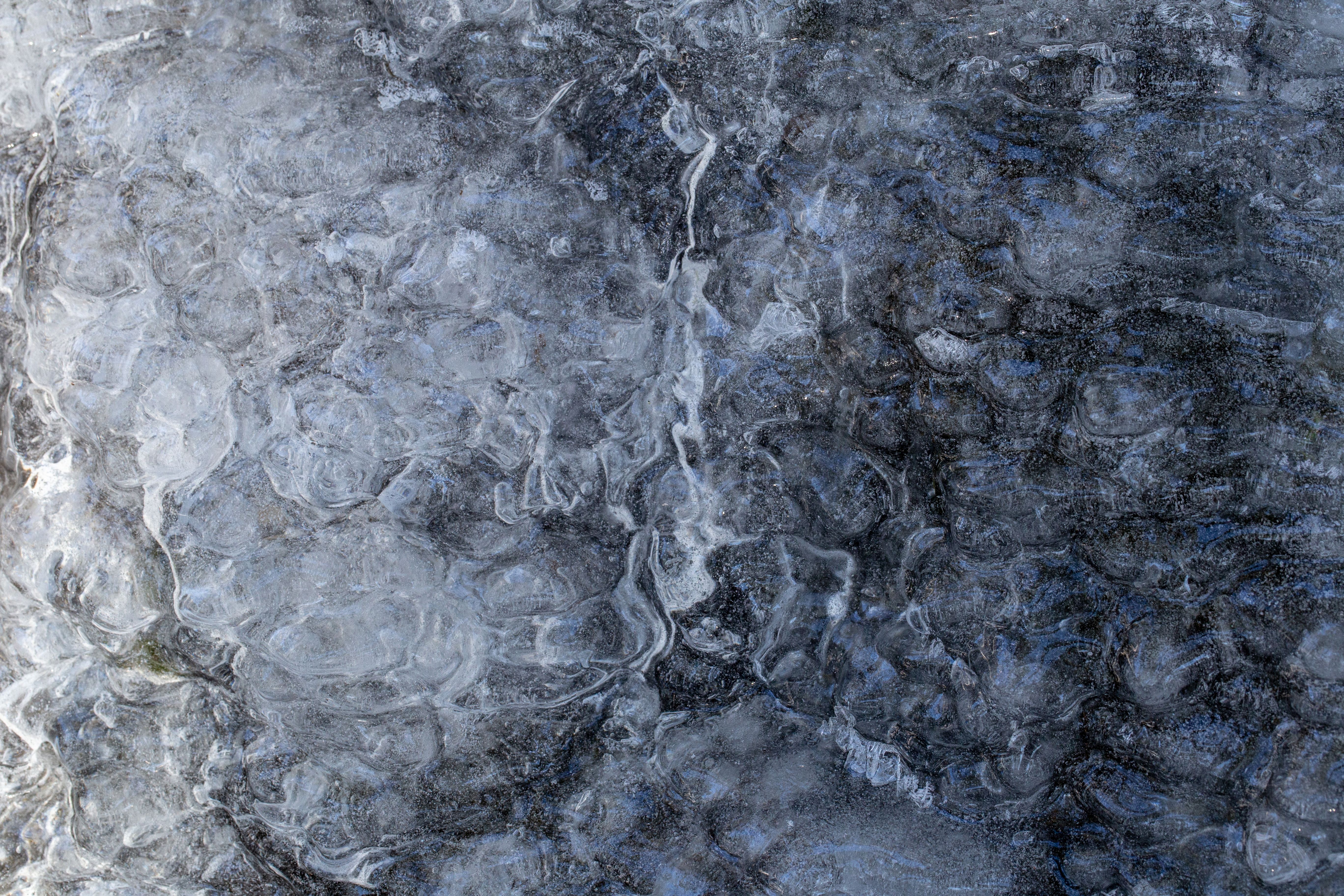 5472x3648 Frozen Ice Background