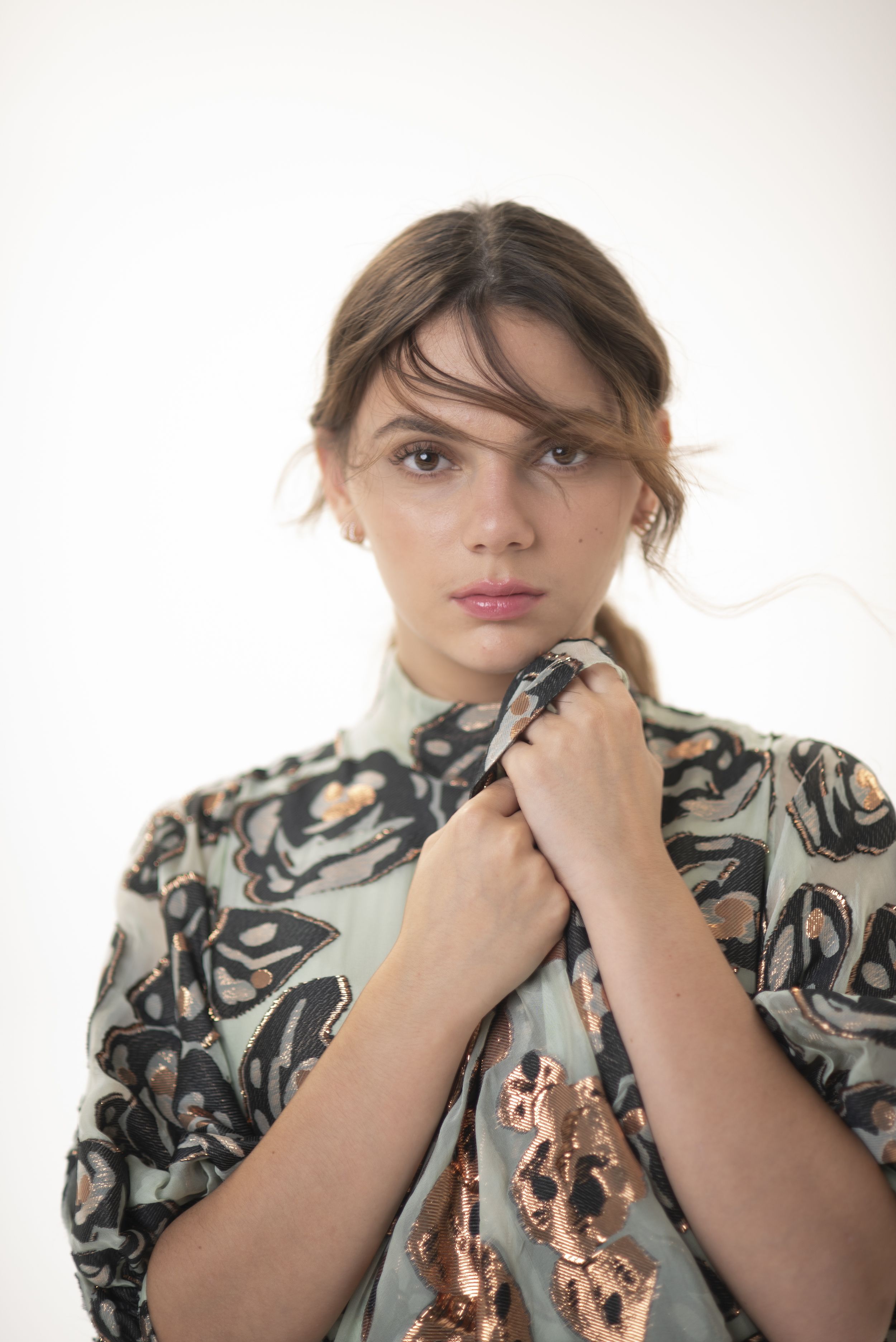 2500x3745 Dafne Keen on His Dark Materials Season 2 and a Logan Sequel