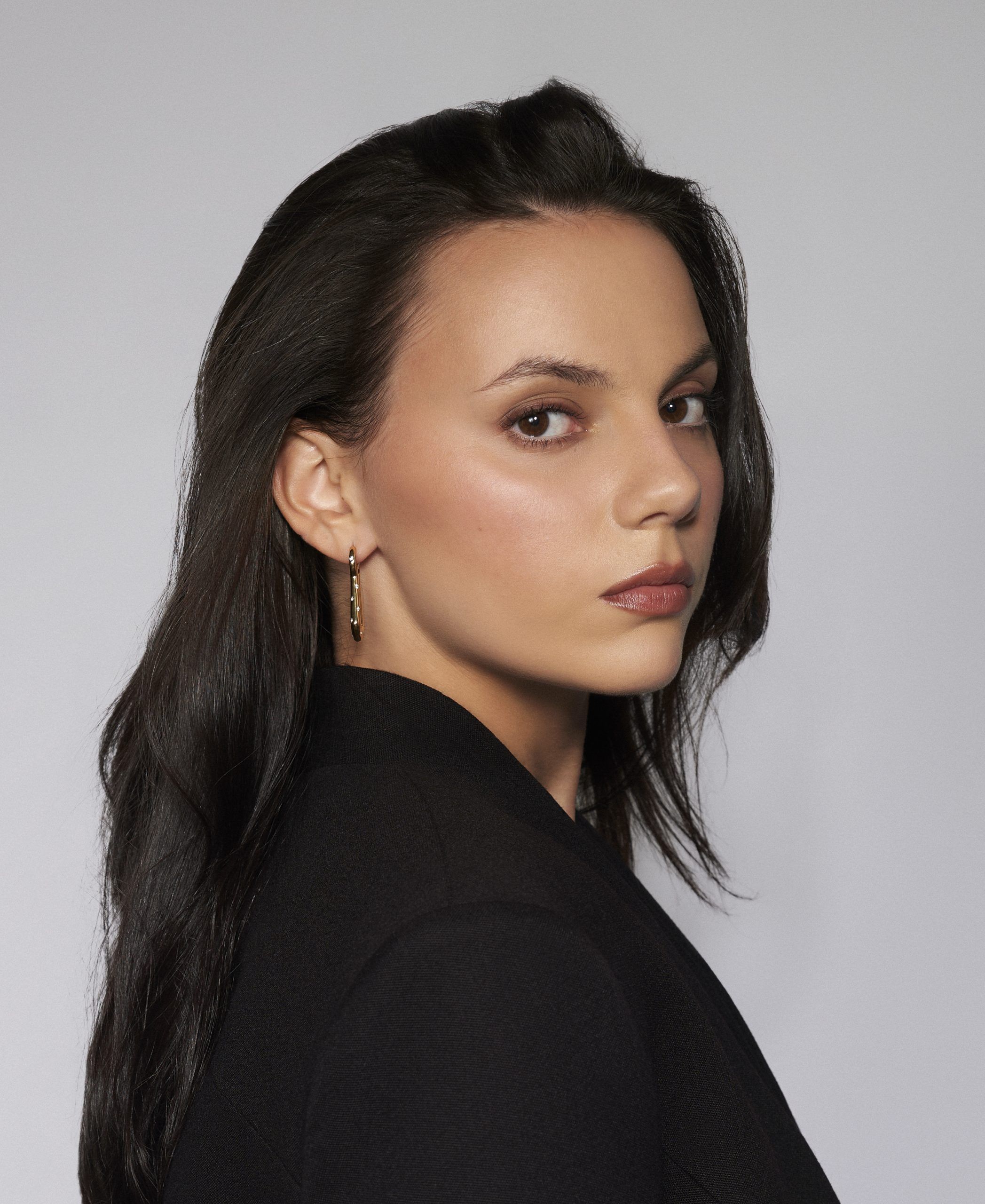2095x2560 DAFNE KEEN'S WORK TOGETHER