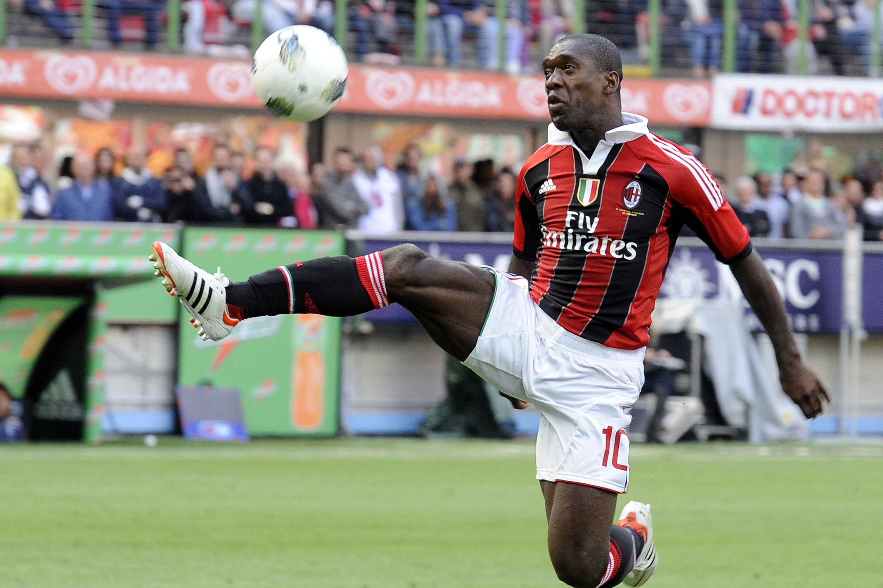 3000x1999 Clarence Seedorf: Profile & Career achievements Sports Nigeria