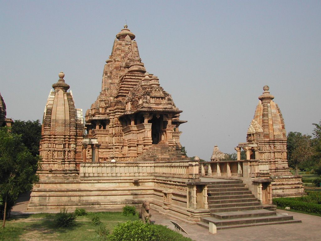 1024x768 Sacred space and symbolic form at Lakshmana Temple, Khajuraho (India)