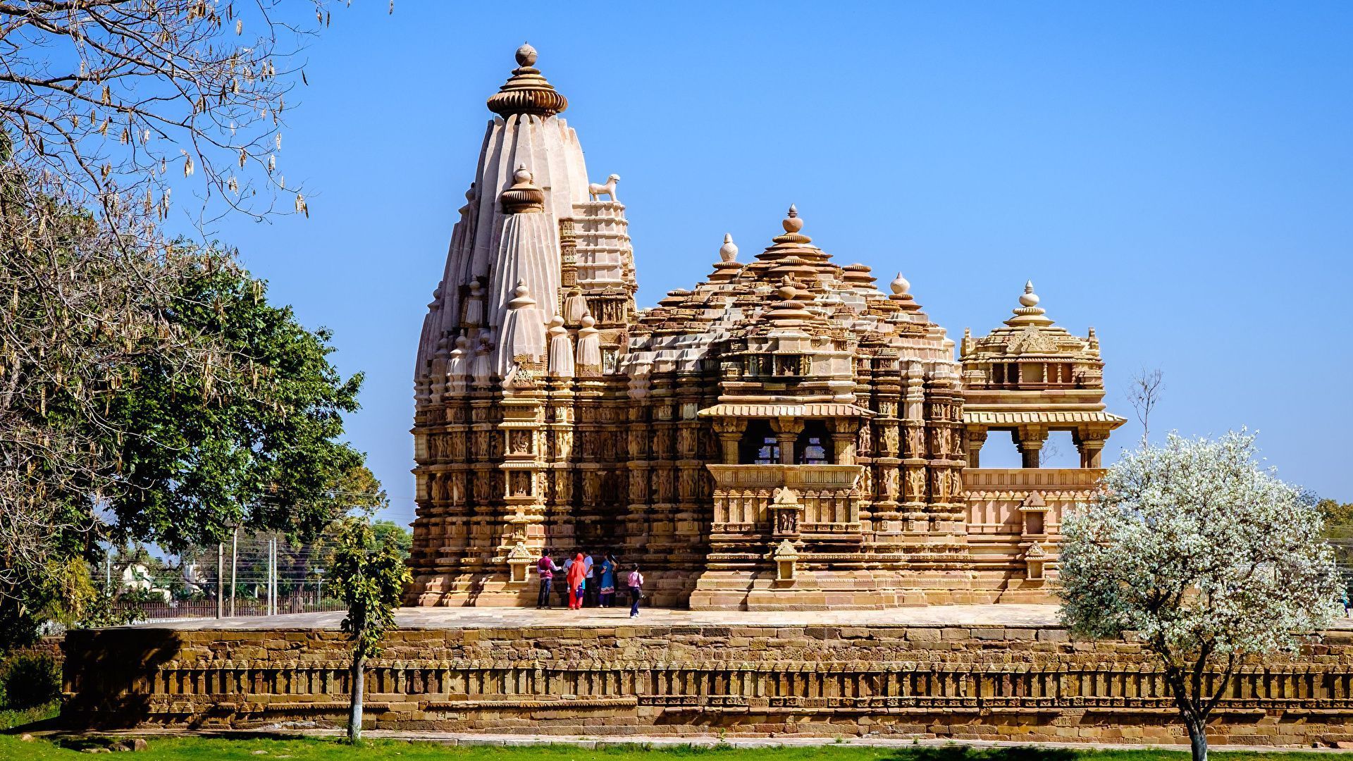 1920x1080 Image India Khajuraho Chitragupta Temple Temples Cities 1920x1080