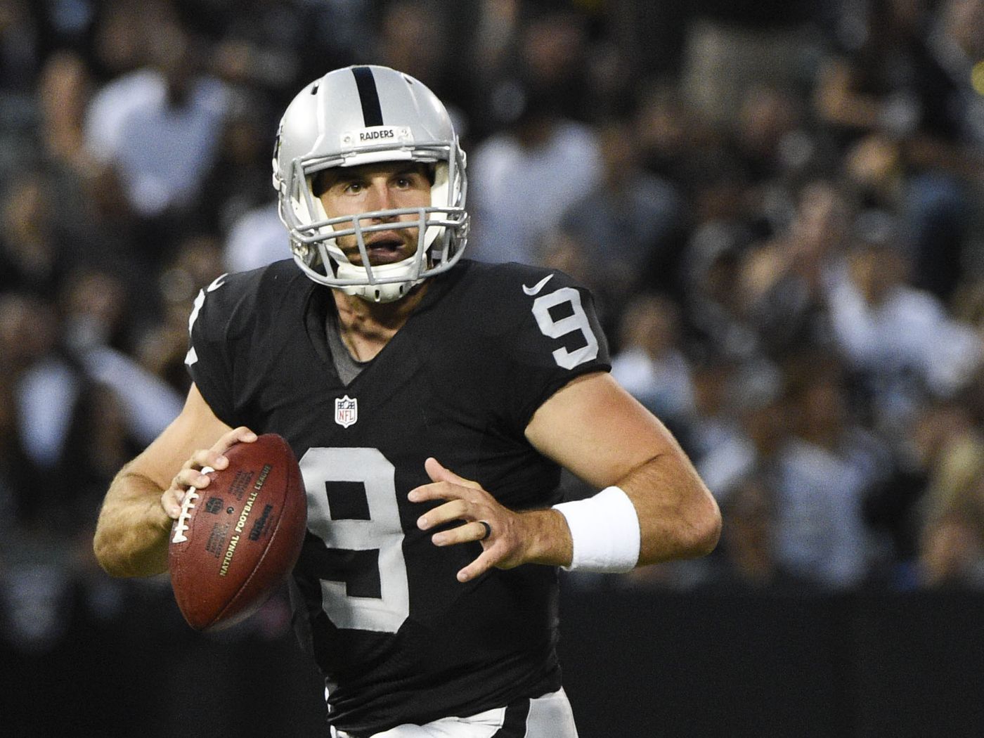 1400x1050 Injury to Tony Romo has Cowboys digging through Raiders trash And Black Pride