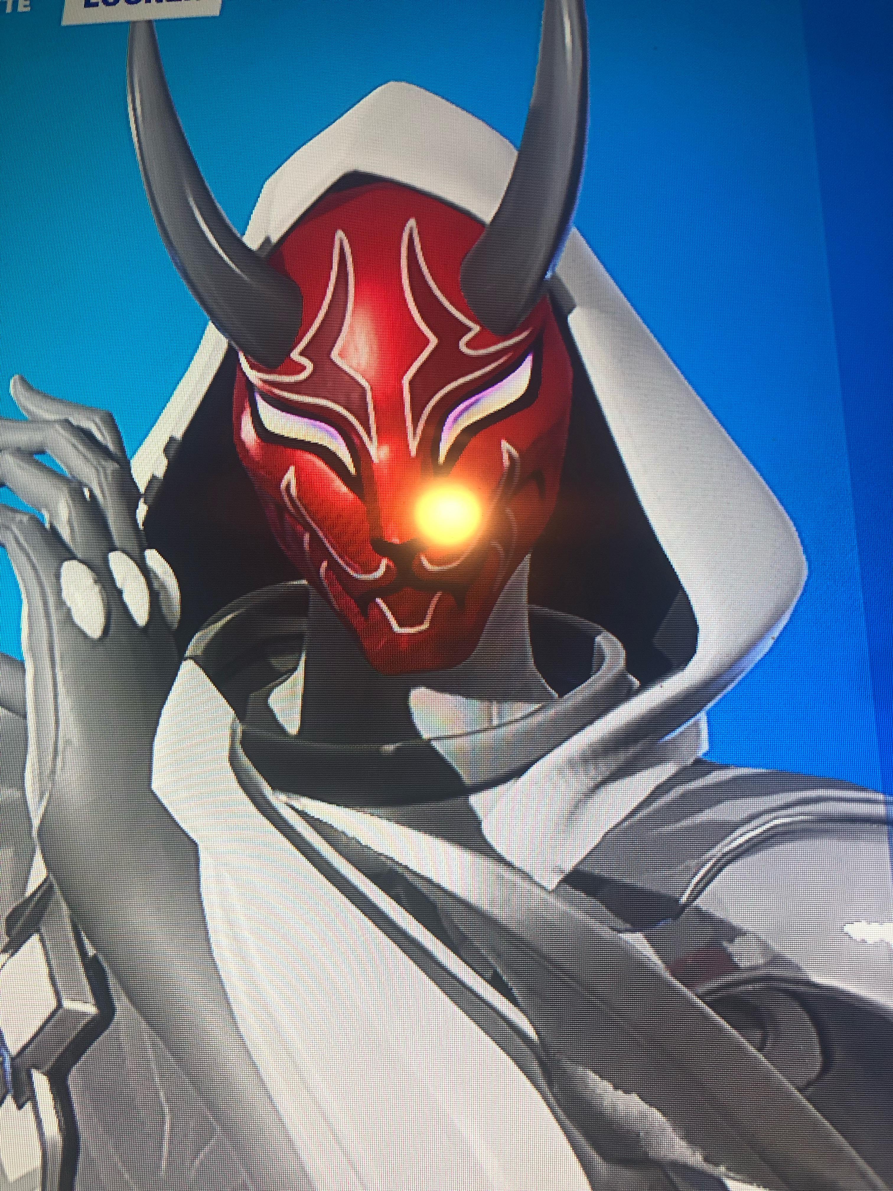 3024x4032 anybody see how the oni mask and this strays mask look similar