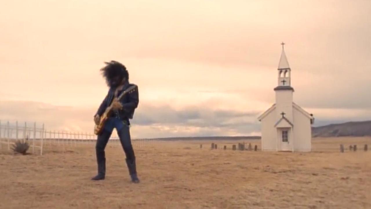 1280x720 Guns N' Roses: November Rain [MV] (1992)