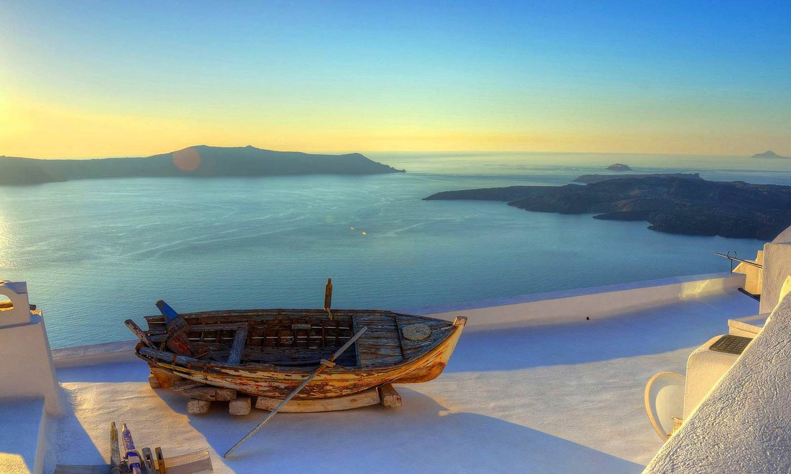1600x960 SIGALAS HOTEL Santorini Wallpaper