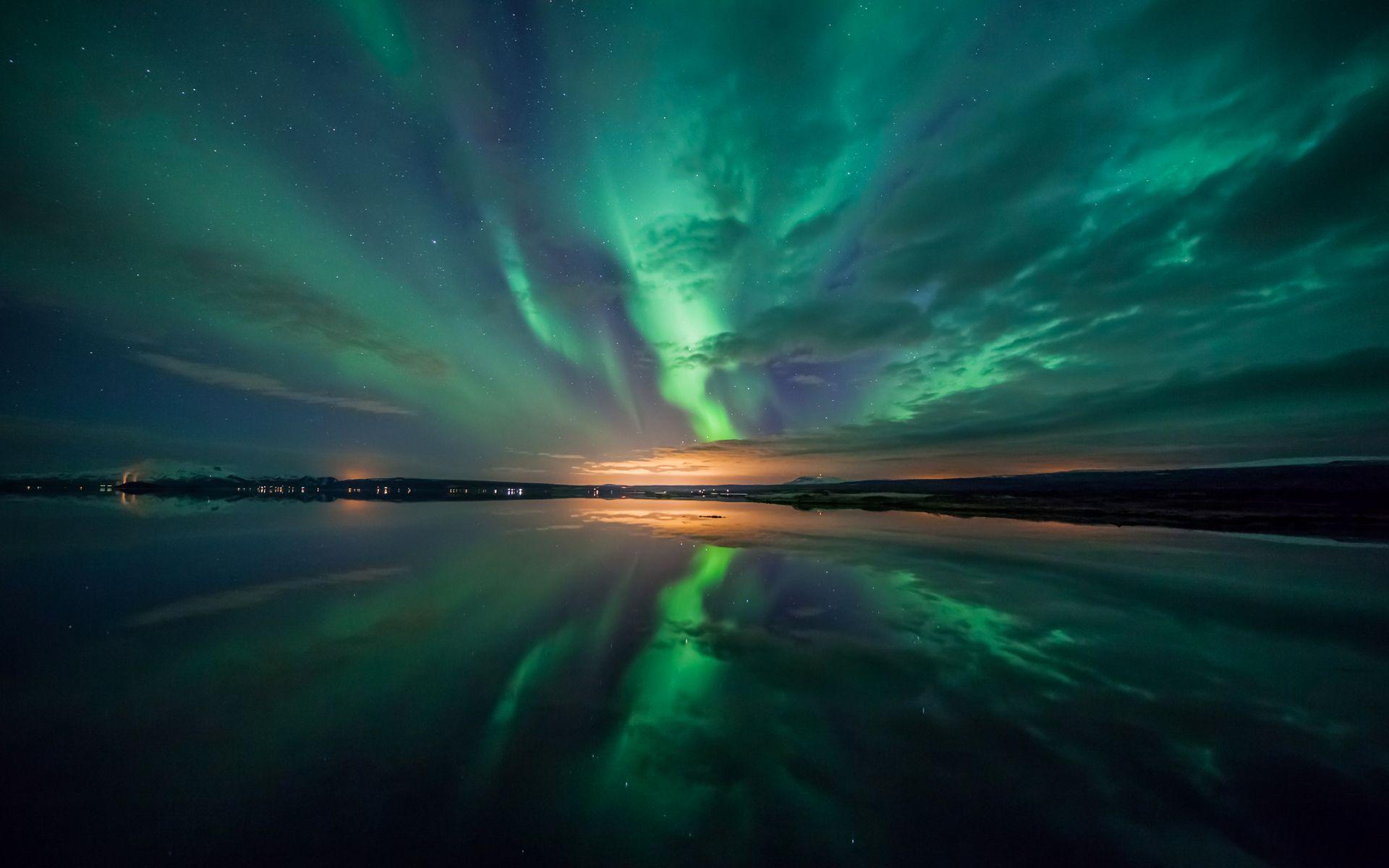 1920x1200 4K Aurora Wallpaper