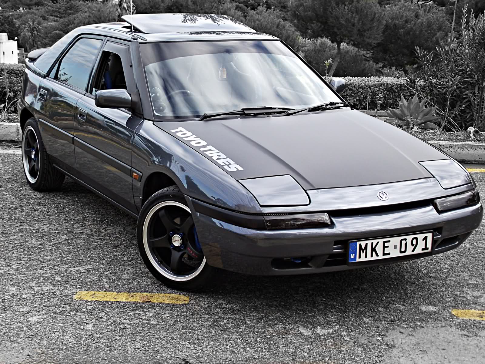 1600x1200 Mazda 323 Wallpaper