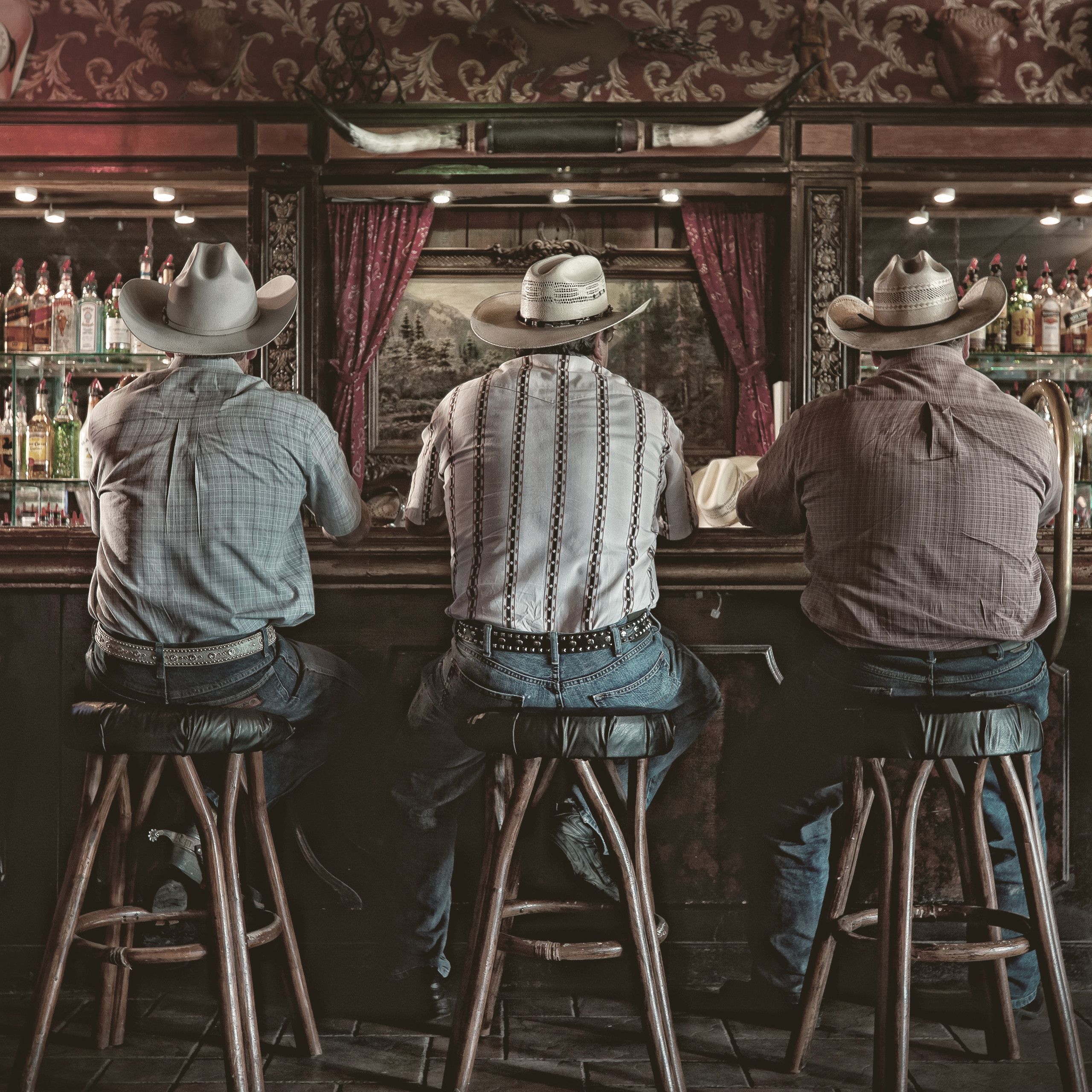 2560x2560 Download Your Favorite Westgate River Ranch Wallpaper HERE!