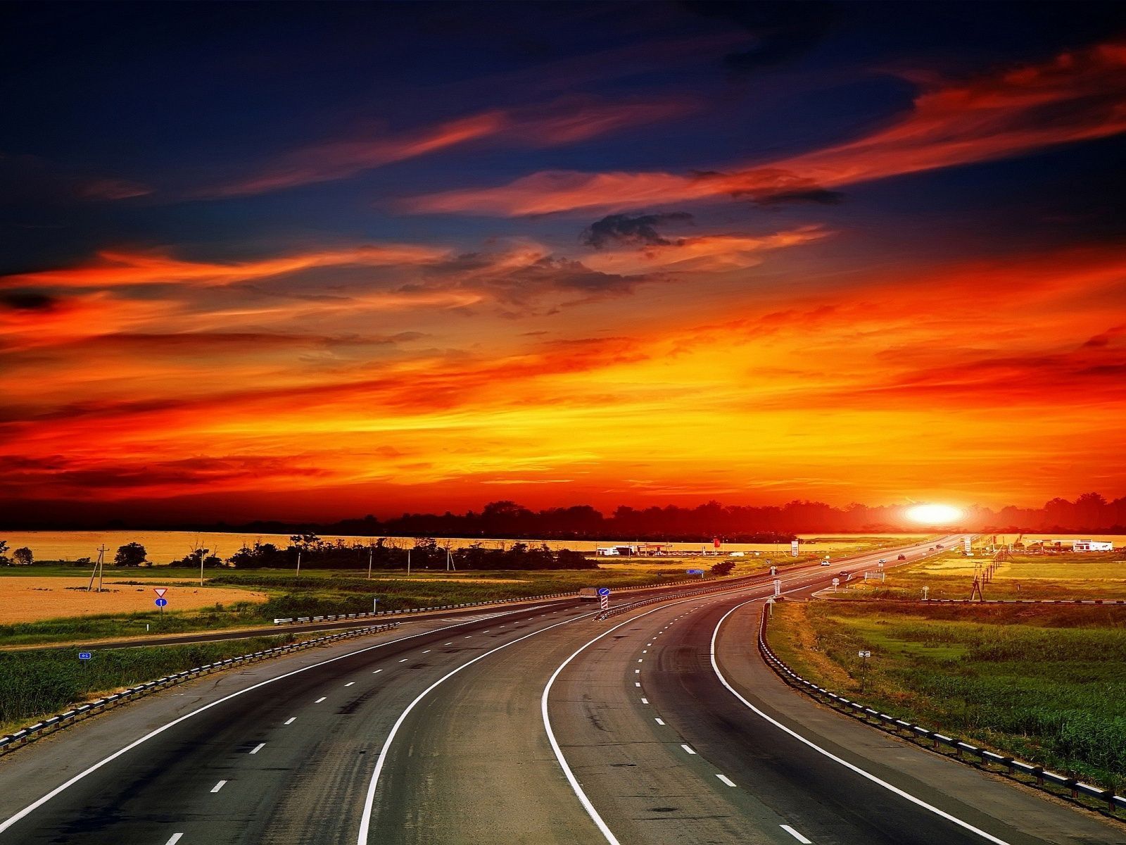 1600x1200 Awesome Highway Wallpaper 29378 1600x1200px