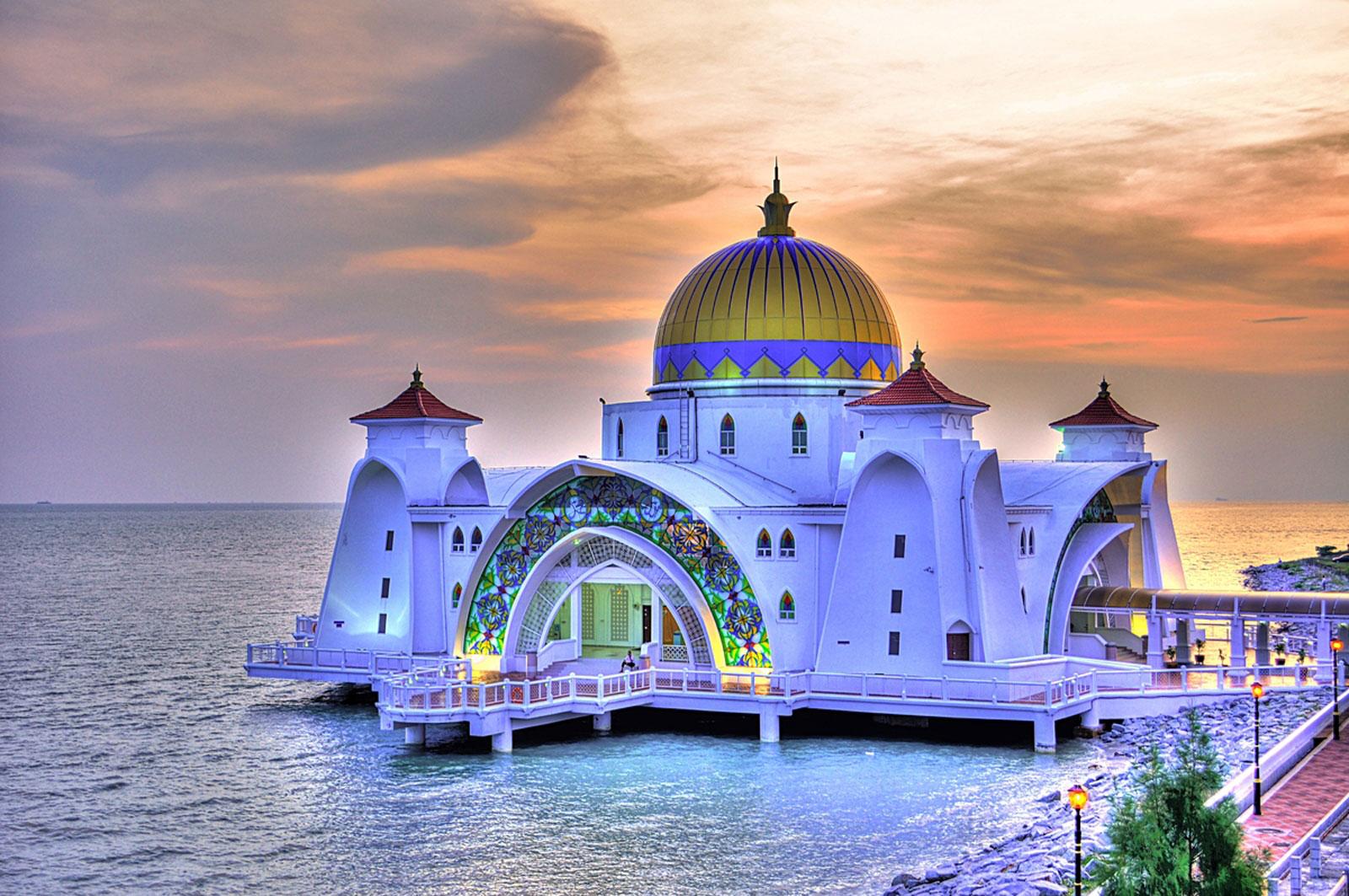 1600x1063 Beautiful Mosque Wallpaper