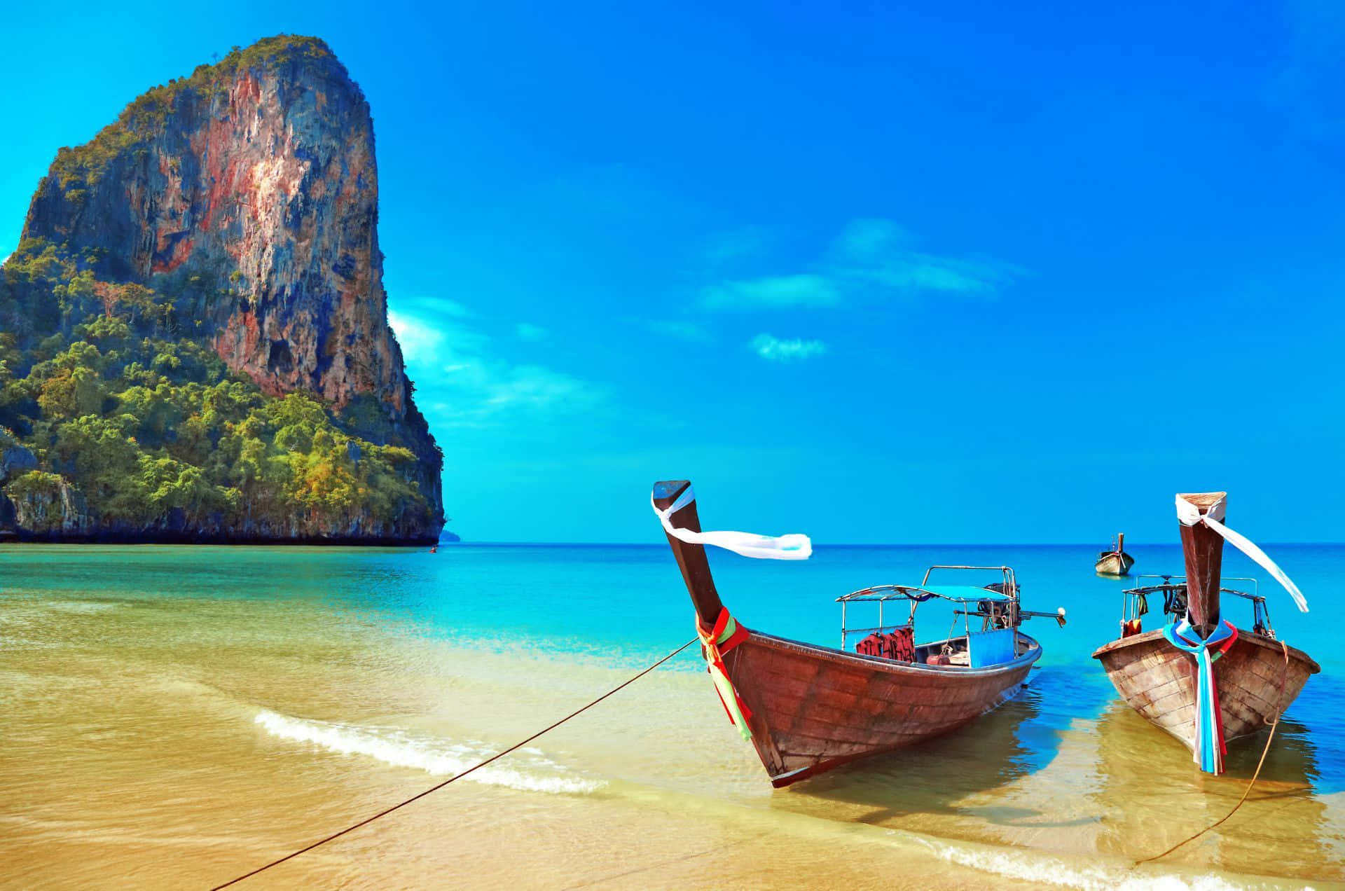 1920x1272 Boat Picture