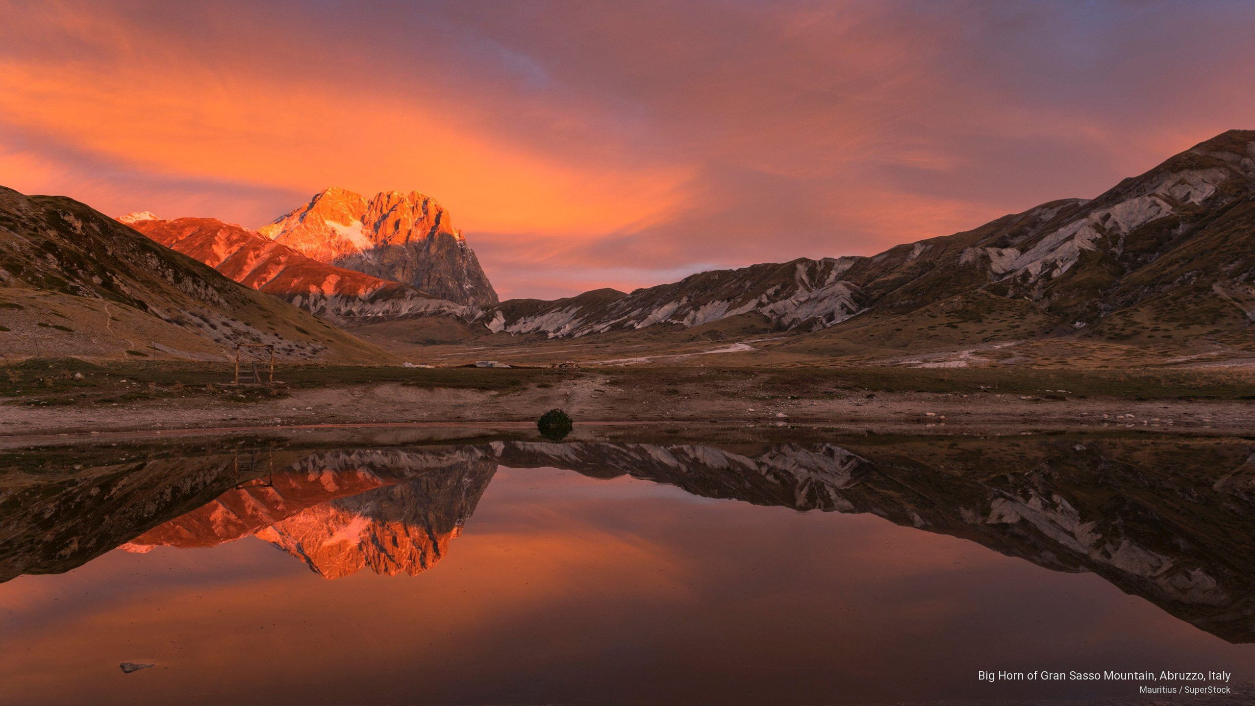 2560x1440 Big Horn of Gran Sasso Mountain, Abruzzo, Italy #Mountains K #wallpaper #hdwallpaper #desktop. Mountain wallpaper, Mountain illustration, Mountain paintings
