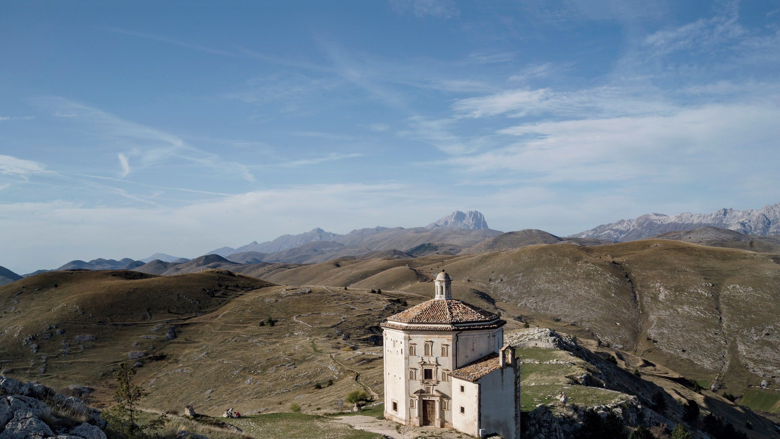 2560x1440 Inside Abruzzo, Italy's Unsung Culinary Destination. Condé Nast Traveler