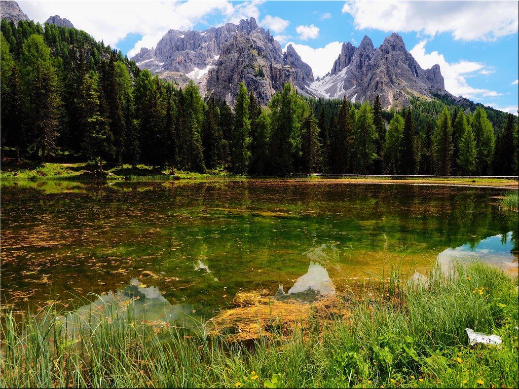 1024x768 The Lake Antorno in the Belluno Dolomites. Der Antornosee i