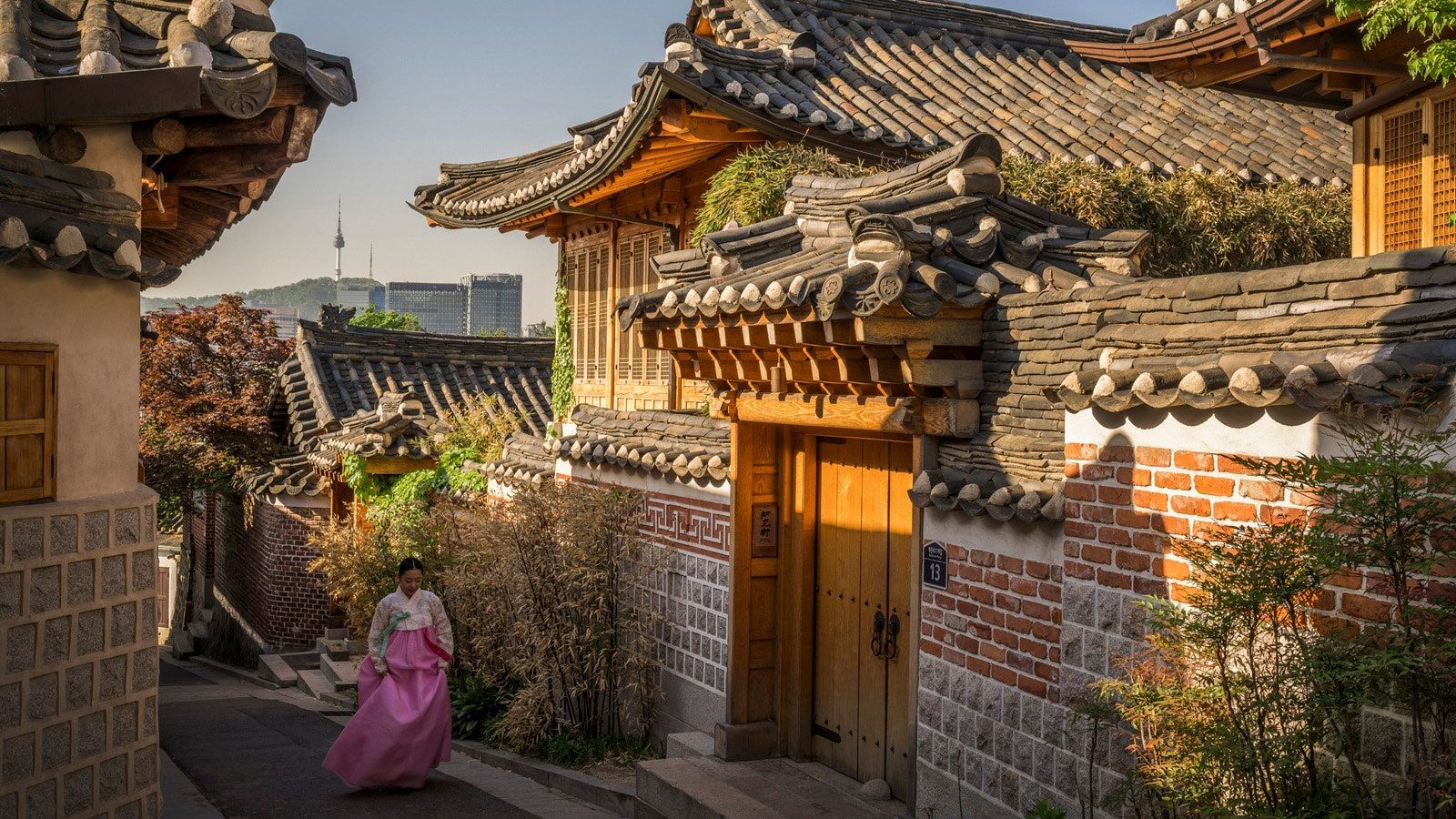 1600x900 in Seoul, South Korea
