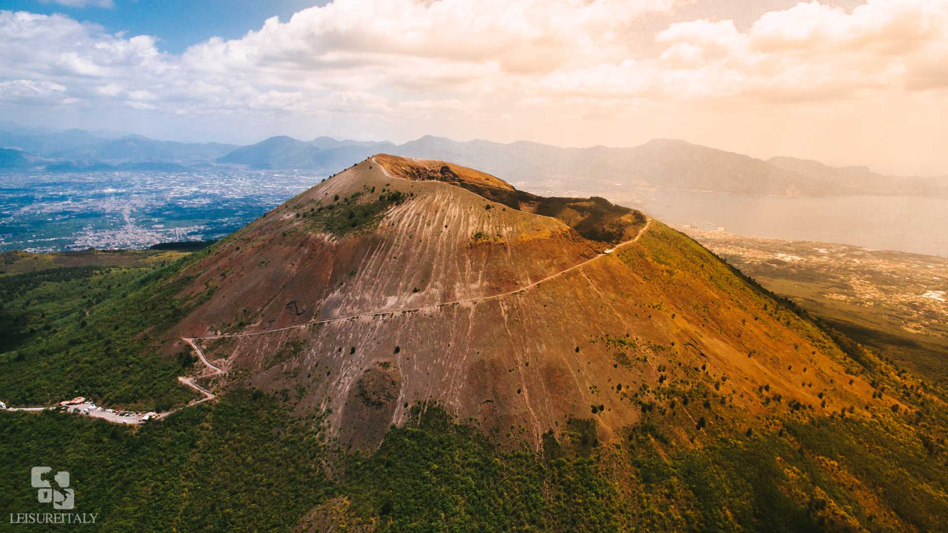 1920x1080 Climbing Mt. Vesuvius