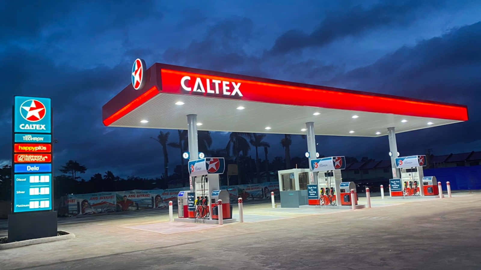 1600x900 Gas Station Picture