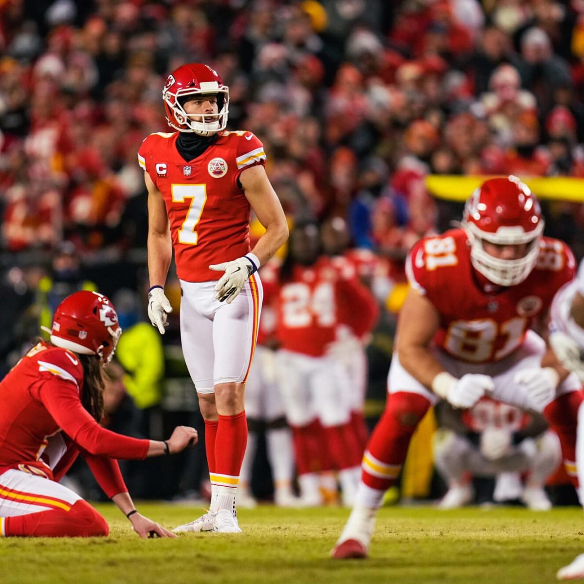 1200x1200 Watch: Chiefs K Harrison Butker Nails 72 Yard Field Goal During Warmups
