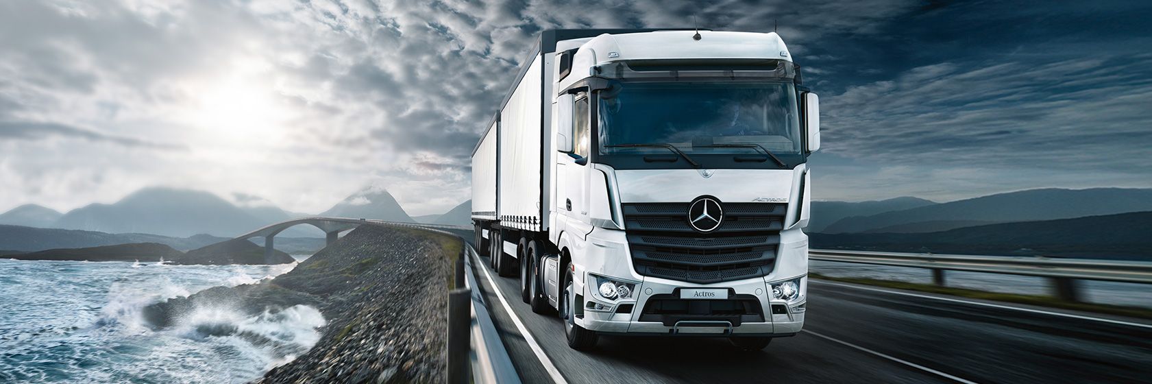 1681x560 Actros