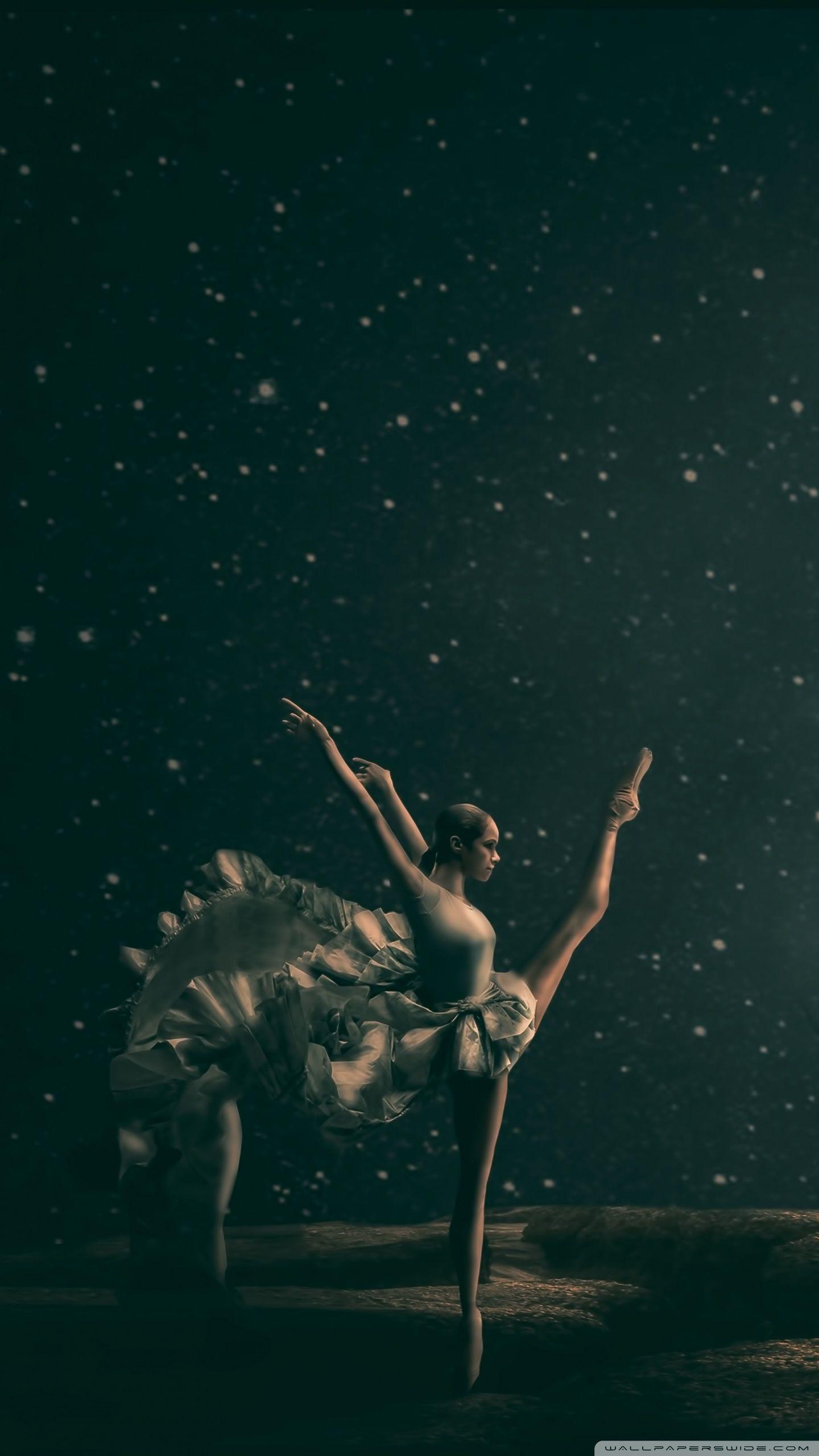 Featured image of post Aesthetic Ballet Iphone Dance Wallpaper