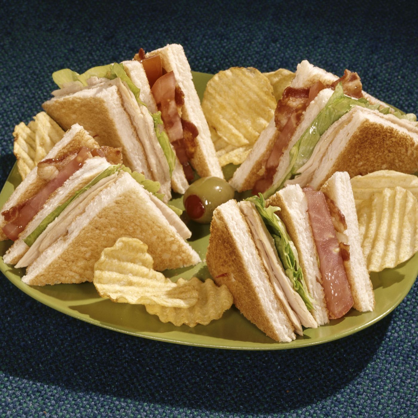 1400x1400 How the Club Sandwich Became an Icon of Hotel Room Service
