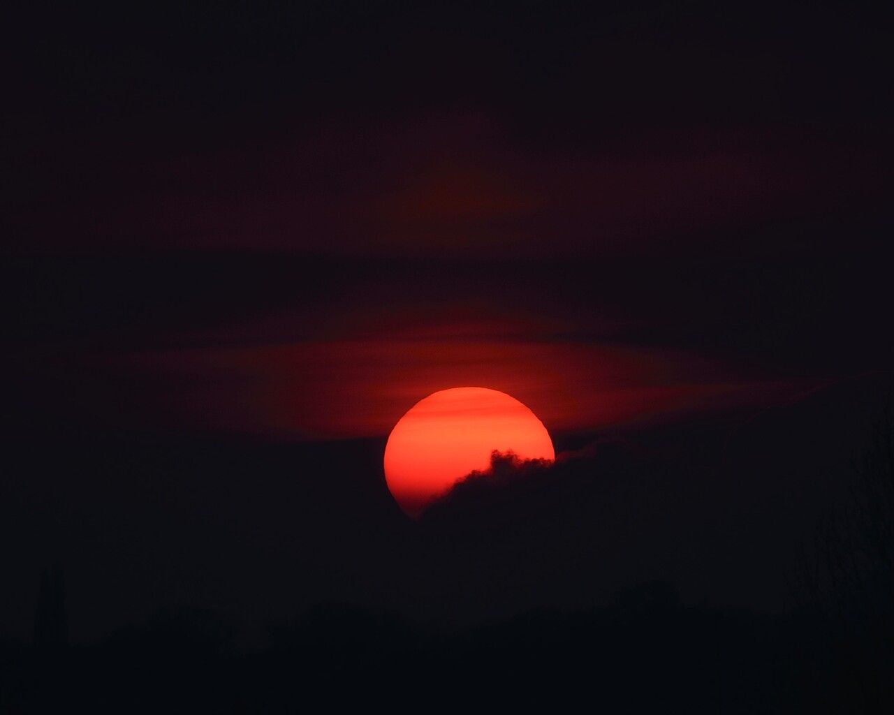 1280x1024 Sunset In Dark Clouds 4k 1280x1024 Resolution HD 4k Wallpaper, Image, Background, Photo and Picture