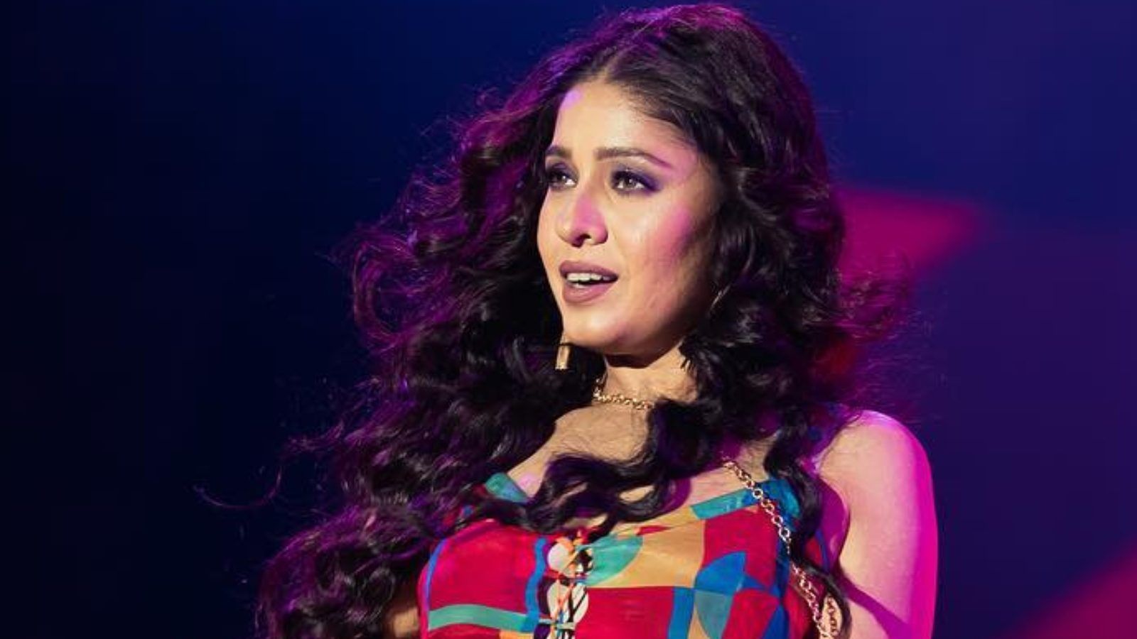 1600x900 Sunidhi Chauhan Reveals How Creativity Is Being 'Killed, ' Says 'Composer's Given So Many Instructions'
