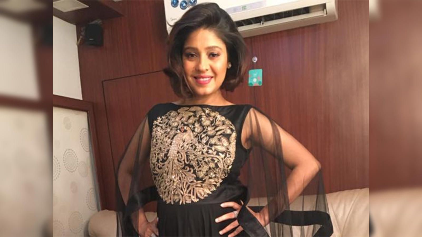 1600x900 Sunidhi Chauhan: ​New year, new beginnings! Singer Sunidhi Chauhan welcomes baby boy Economic Times