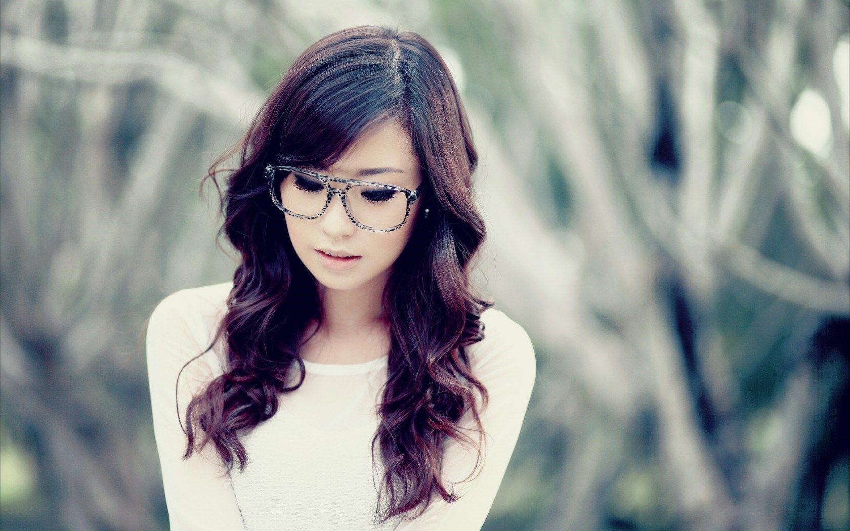1680x1050 Cute asian girls wallpaper