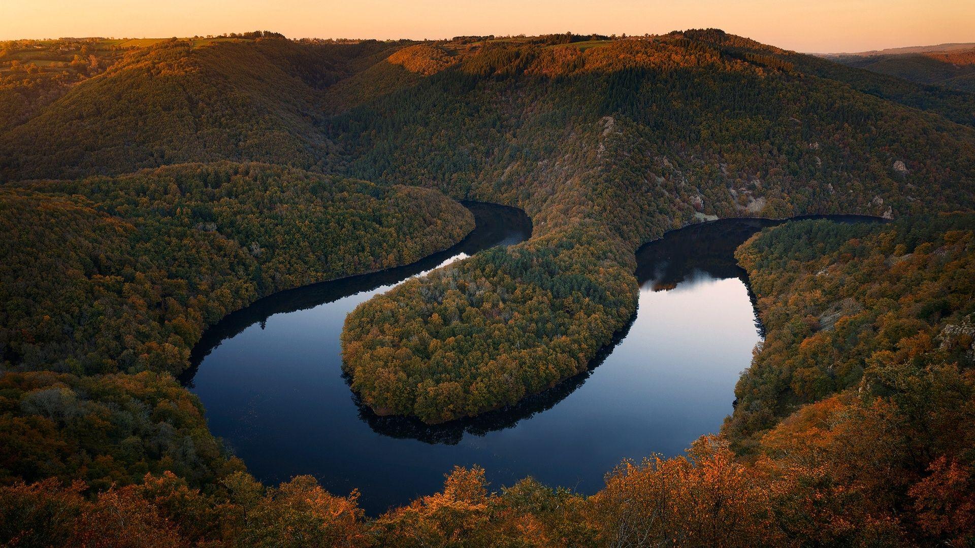 1920x1080 Sioule River France Autumn desktop PC and Mac wallpaper