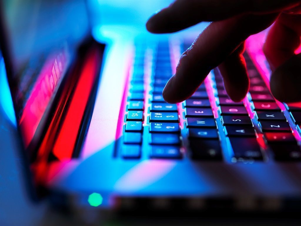 1024x768 The QWERTY keyboard has been around since 1874: Now a 'keyvolution' can help you type 5 times faster