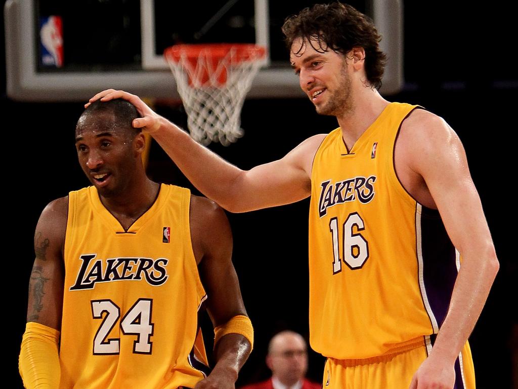 1024x768 Pau Gasol emotional, Kobe Bryant predicted Lakers jersey retirement
